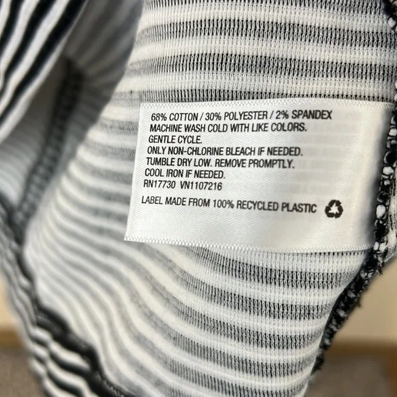 𝅺square-neck dress - Picture 3 of 5